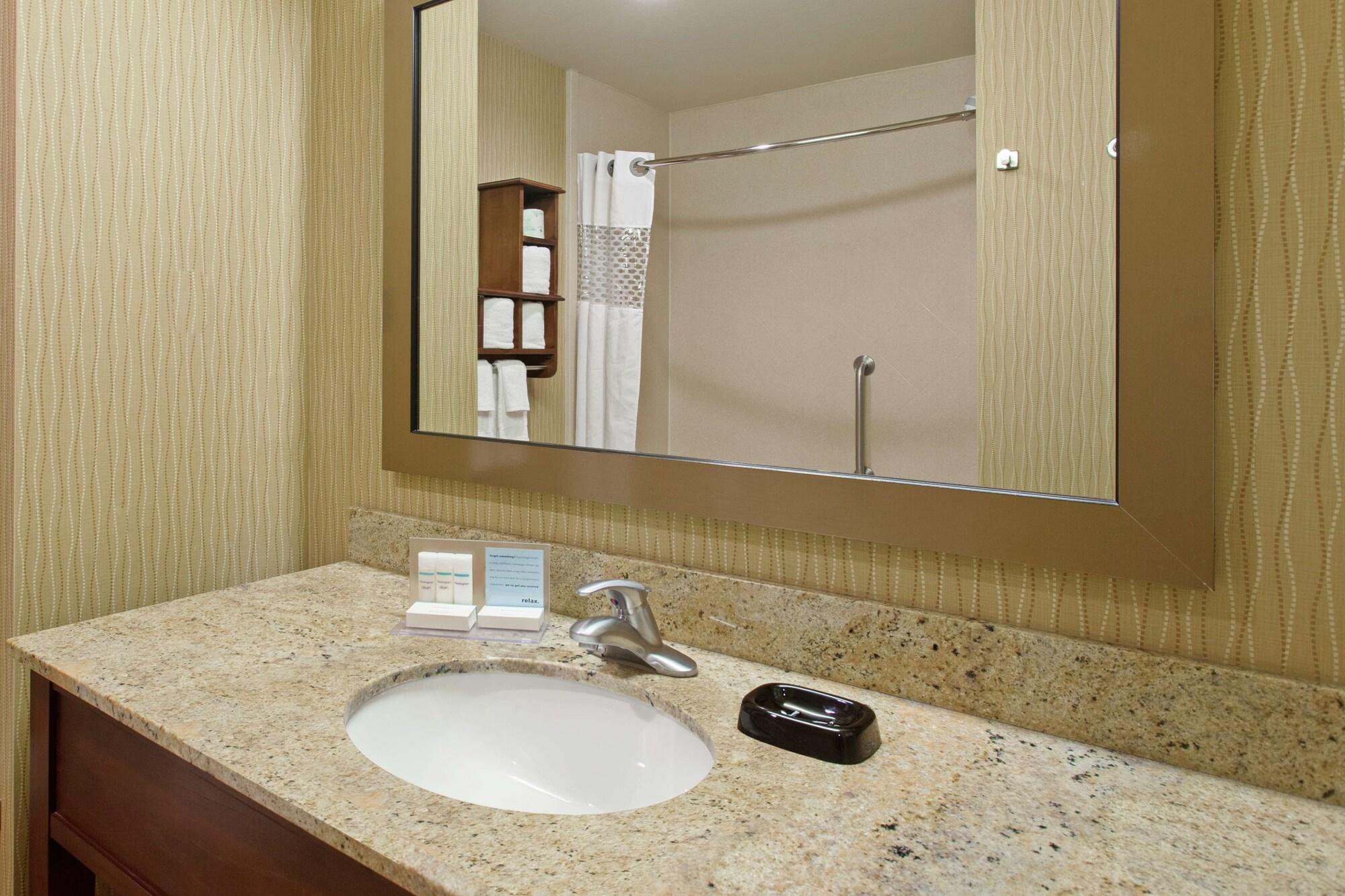 Hampton Inn And Suites Seattle - Airport / 28Th Avenue SeaTac Εξωτερικό φωτογραφία