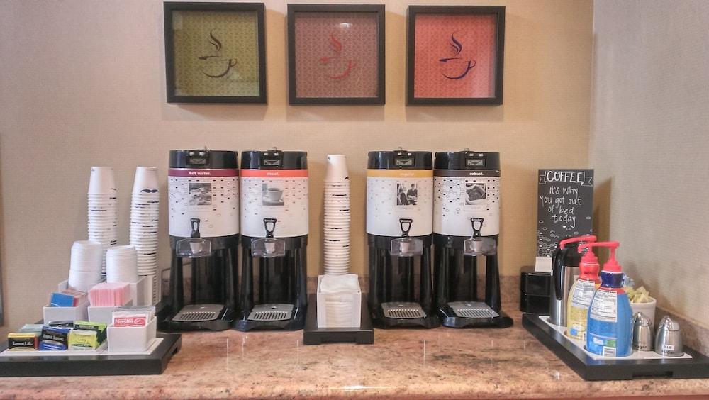 Hampton Inn And Suites Seattle - Airport / 28Th Avenue SeaTac Εξωτερικό φωτογραφία