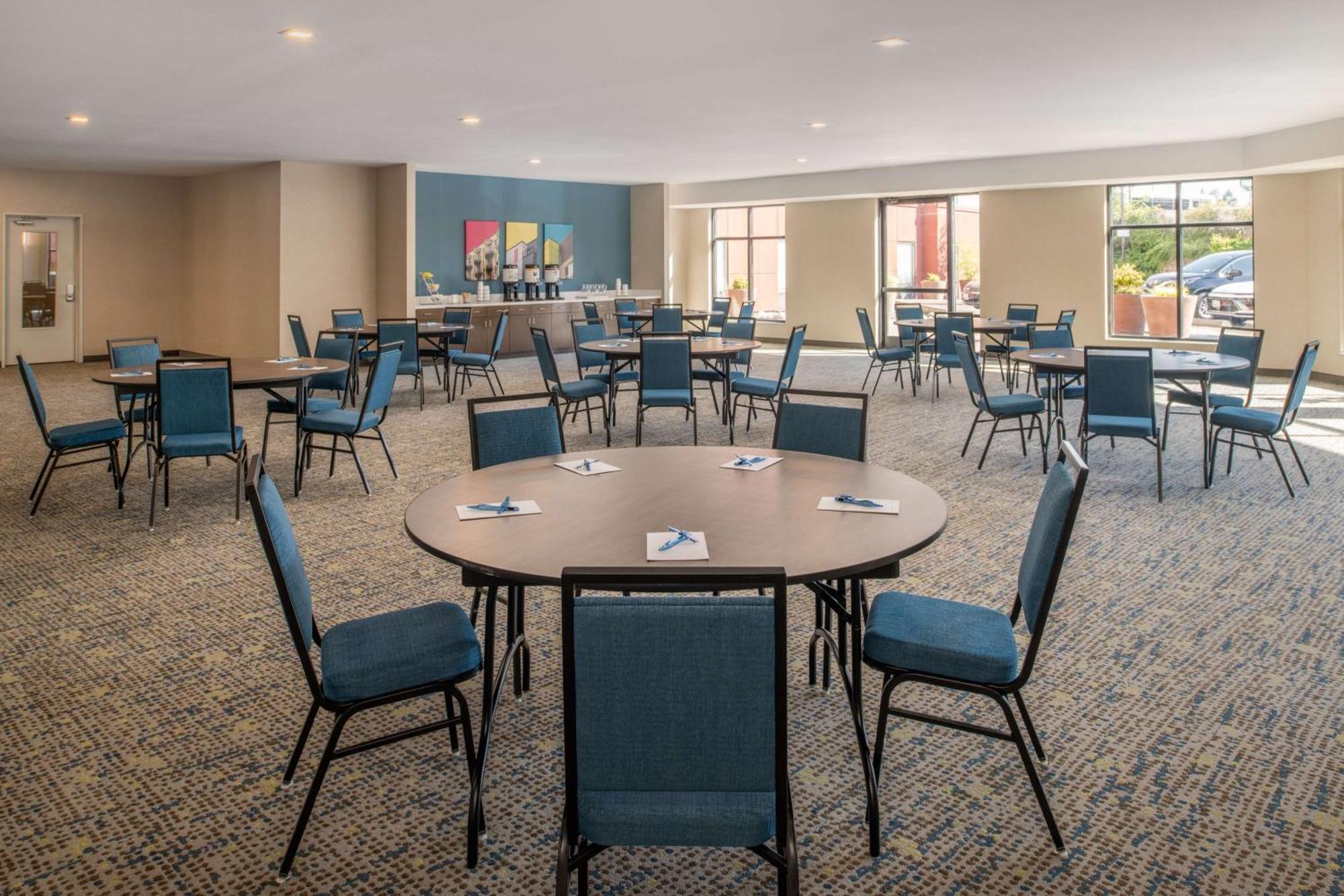 Hampton Inn And Suites Seattle - Airport / 28Th Avenue SeaTac Εξωτερικό φωτογραφία