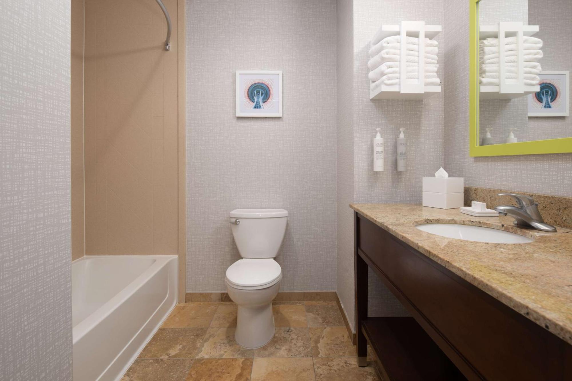 Hampton Inn And Suites Seattle - Airport / 28Th Avenue SeaTac Εξωτερικό φωτογραφία